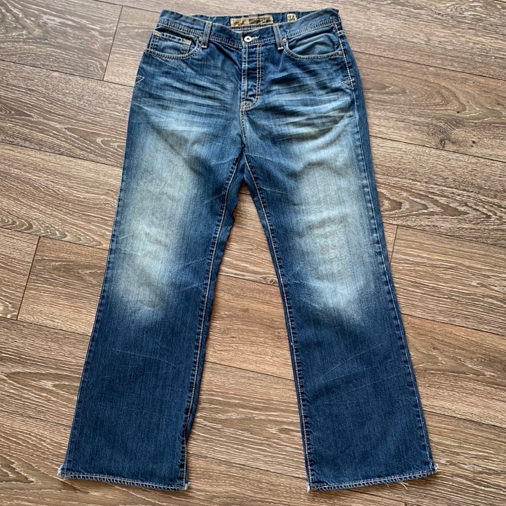 Vintage BKE Tyler Distressed Button Fly Blue Jeans bootcut  Size 34x32